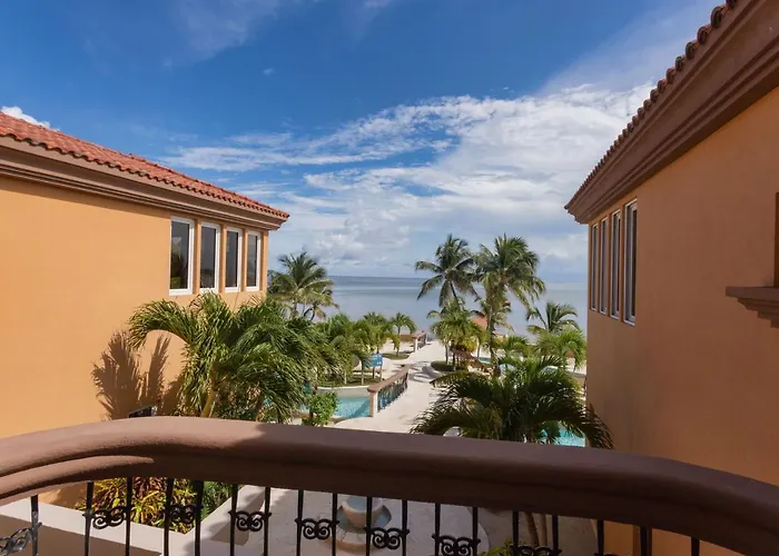Belizean Cove Estates Beachfront * San Pedro (Ambergris Caye)