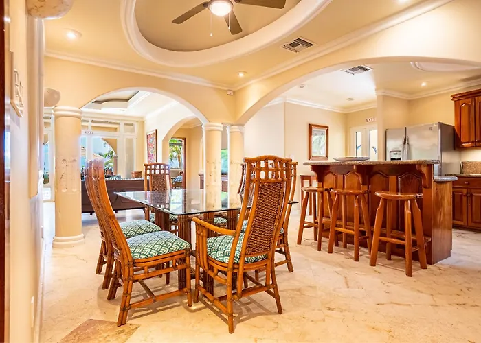Villa Belizean Cove Estates Beachfront San Pedro (Ambergris Caye)