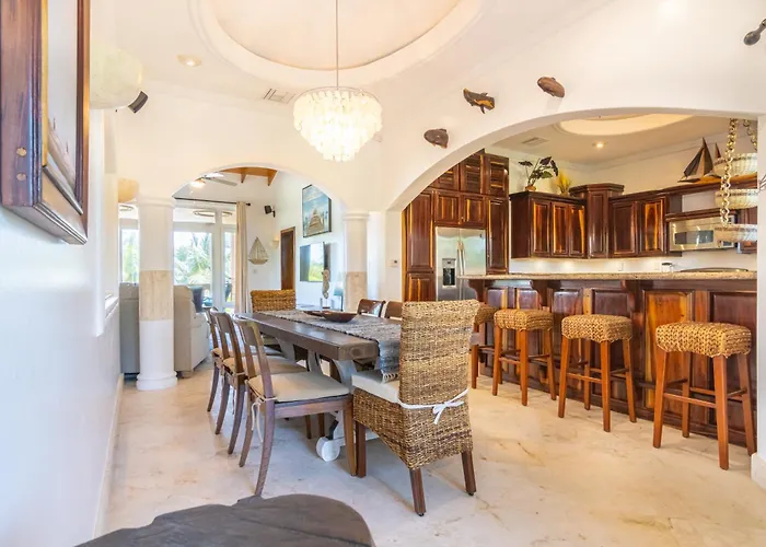 Belizean Cove Estates Beachfront *