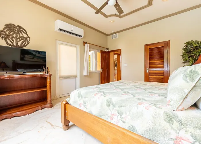 Belizean Cove Estates Beachfront * San Pedro (Ambergris Caye)