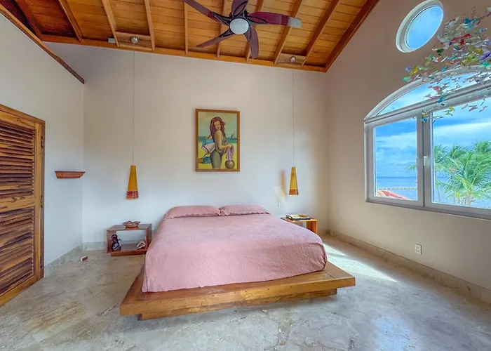 Villa Belizean Cove Estates Beachfront San Pedro (Ambergris Caye)