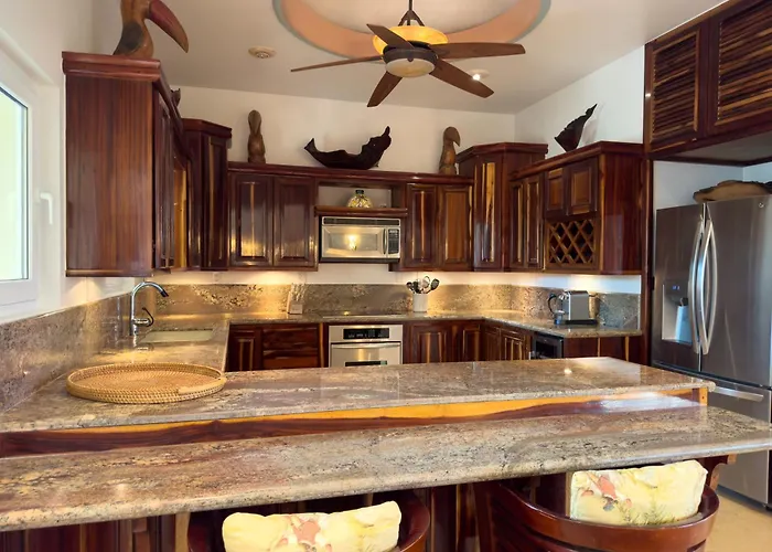 Belizean Cove Estates Beachfront Villa San Pedro (Ambergris Caye)
