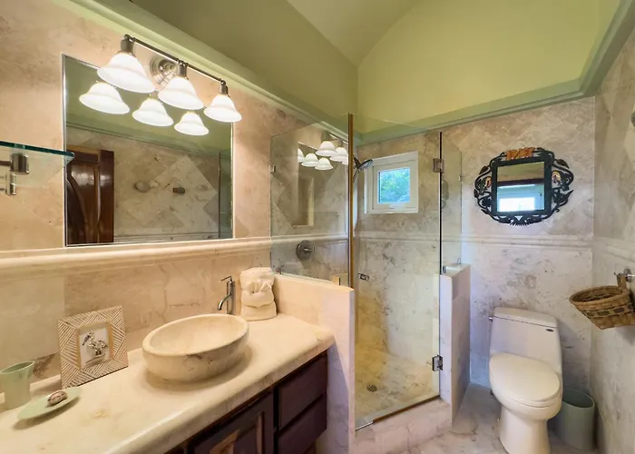 Villa Belizean Cove Estates Beachfront San Pedro (Ambergris Caye)