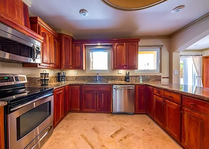 Belizean Cove Estates Beachfront Villa *