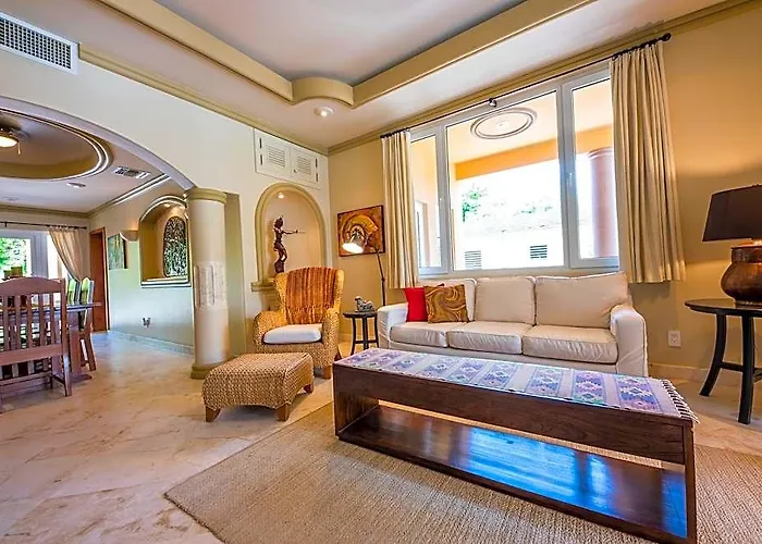 Villa Belizean Cove Estates Beachfront *